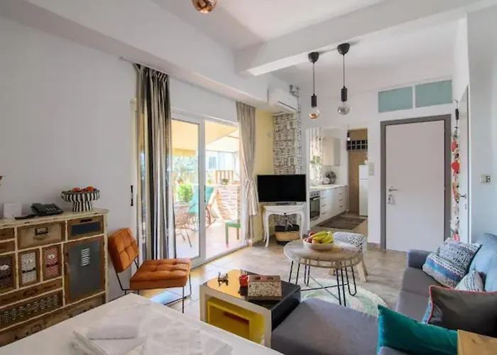 Nefeli City Apartment